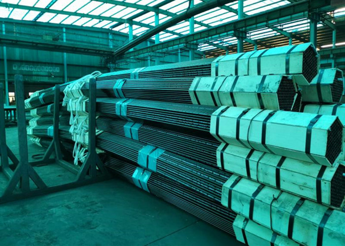 China ASTM A213 T12 T22 Steel Cold Drawn Seamless Tube 44.5x5x9200mm 31.8x4.5x9200mm For Heat Exchanger factory