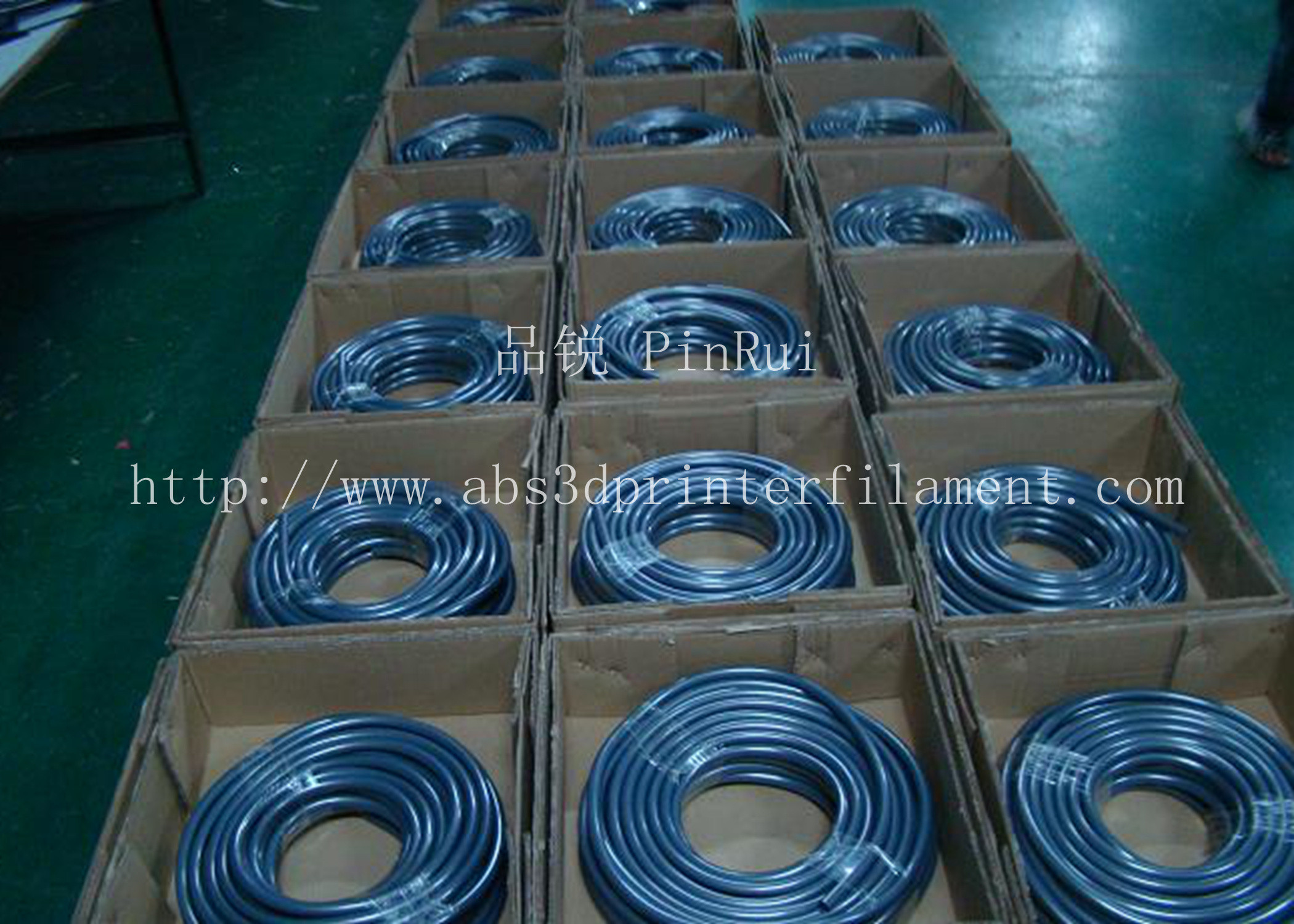 China Fluorescence PVC Plastic Flexible Hose Blue / Green For Automobiles , Computers , Lighting factory