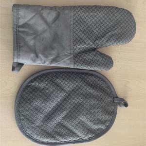 China BSCI Cotton Lining Silicone Oven Gloves For Kitchen factory
