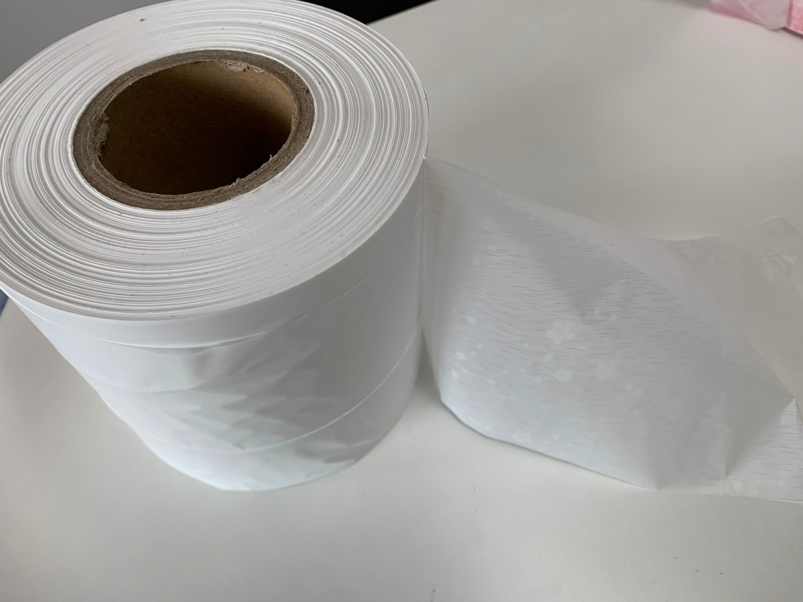 China Water Proof 20gsm PE Breathable Film 40gsm Diaper Backsheet Film factory