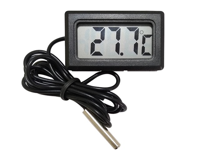 China Mini Plastic Digital Freezer Thermometer , LCD Display Digital Cooler Thermometer factory