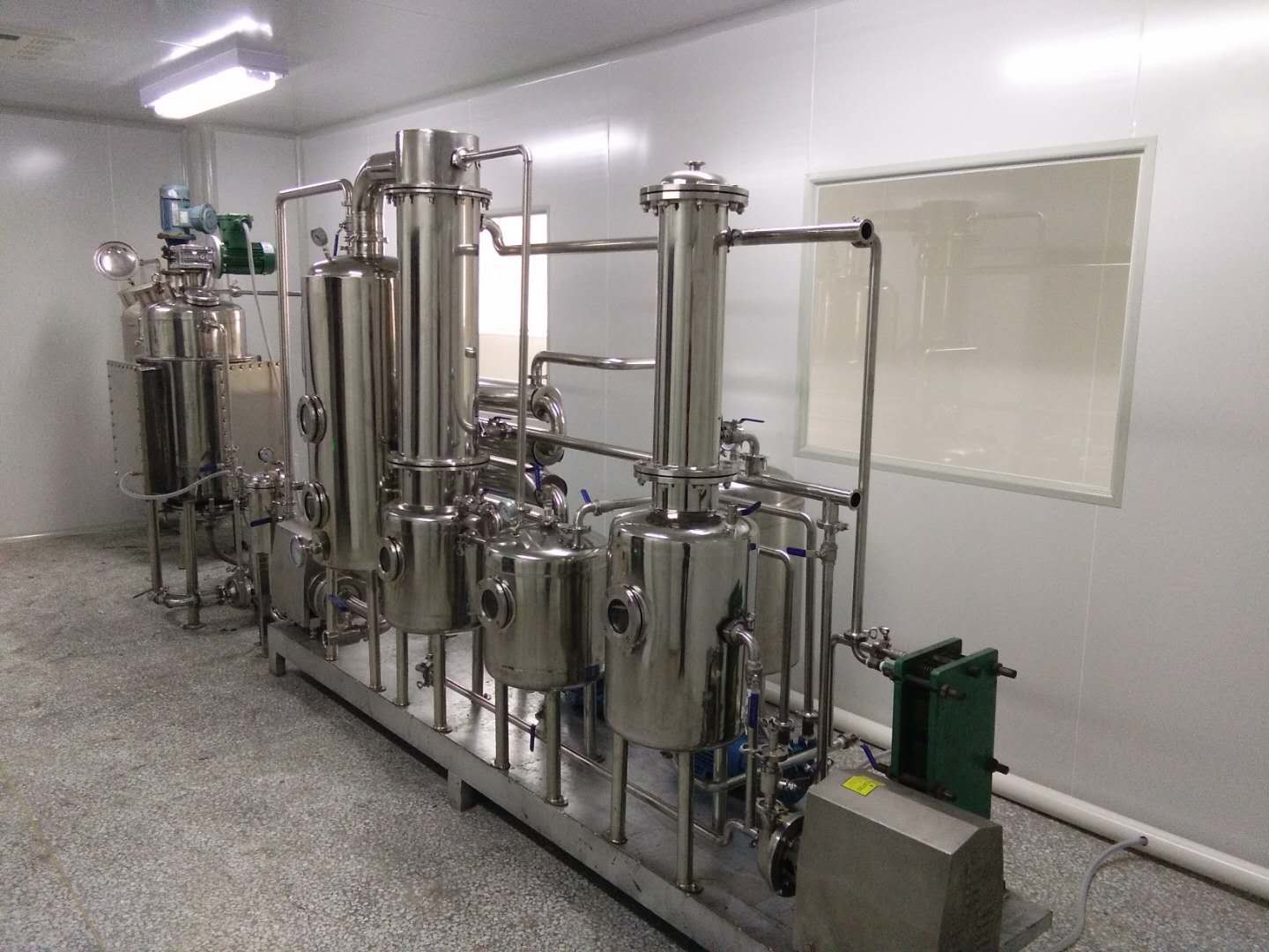 China 100L Ethanol Extractor Equipment for hemp CBD oil or Pharmaceuticals and chemicals factory