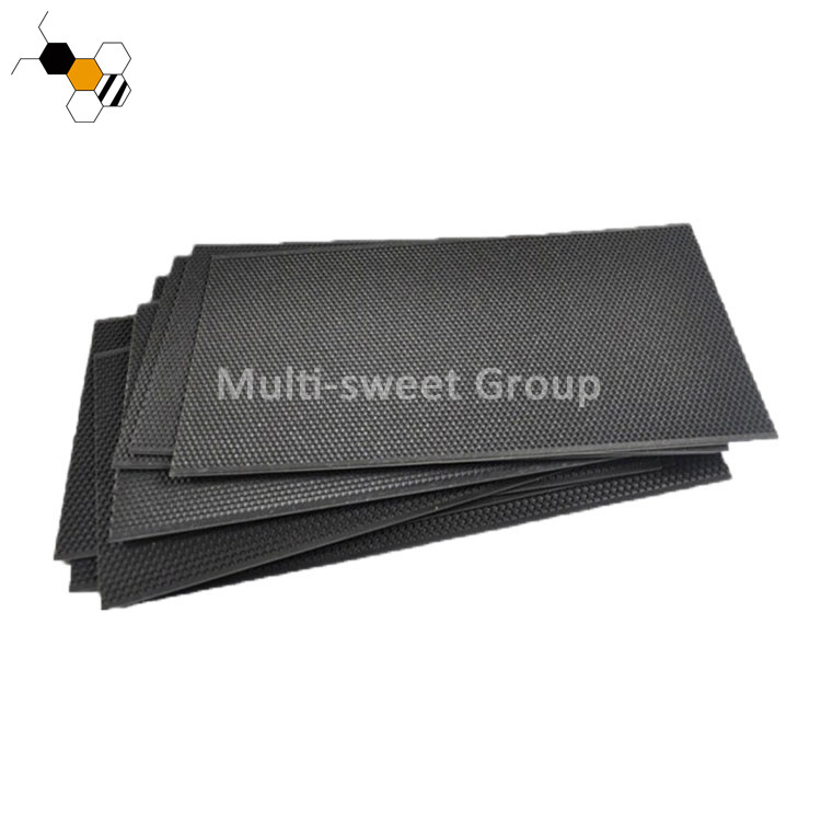 China Black Plastic 5.4mm Cell 425*212mm Bee Foundation Sheets factory
