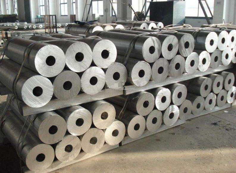 China Lightweight Thick Wall Aluminum Pipe / Alu 6061 T6 Aluminium Tube Pipe factory