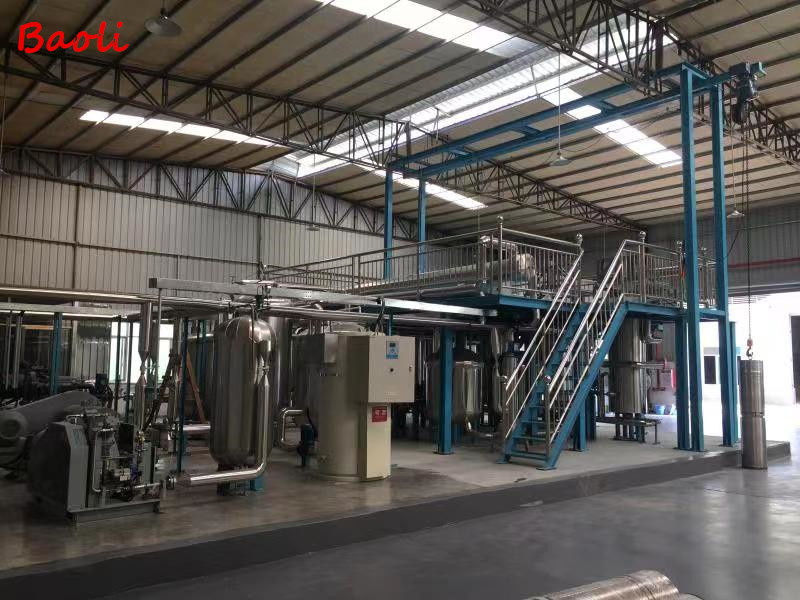 China CO2 supercritical Extractor equipment for hemp CBD oil/Pharmaceutical and chemical extraction equipment factory