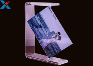 China Plexiglass PMMA Custom Acrylic Frames Double Rotating U Shape Picture Table Frame factory