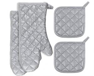 China Waterproof Protective Silver Oven Mitts Heat Insulation Customized Patterns  factory