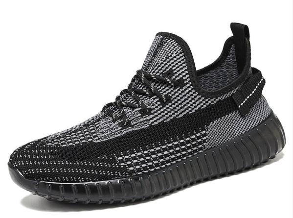 New Style Shoes Fashion Shoes Flyknit Shoes Coconut Sneaker Shoes Sport Shoes