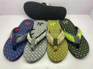 China Men Slipper Fashion Slipper Mens Flip Flops Thong Sandals Yoga Foam Slippers factory