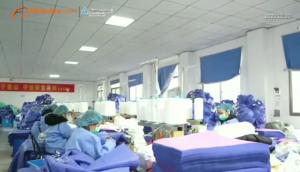 China Factory Price Disposable Surgical Gowns Nonwoven Aami Level 4 Isolation Gown factory