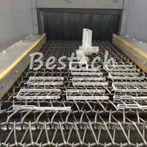 China Mesh Belt Shot Blasting Machine for Aluminum Hub factory