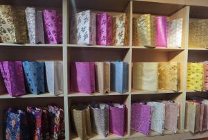China Competitive Price Eco-Friendly Non Woven Shopping Bag Supplier factory