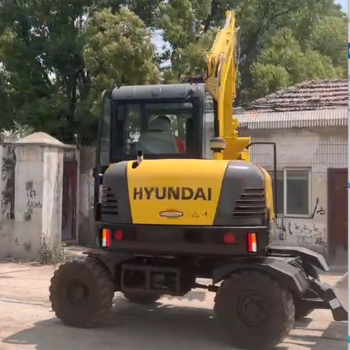 Used Hyundai Digger R60W Secondhand 6ton Wheel digging Excavator