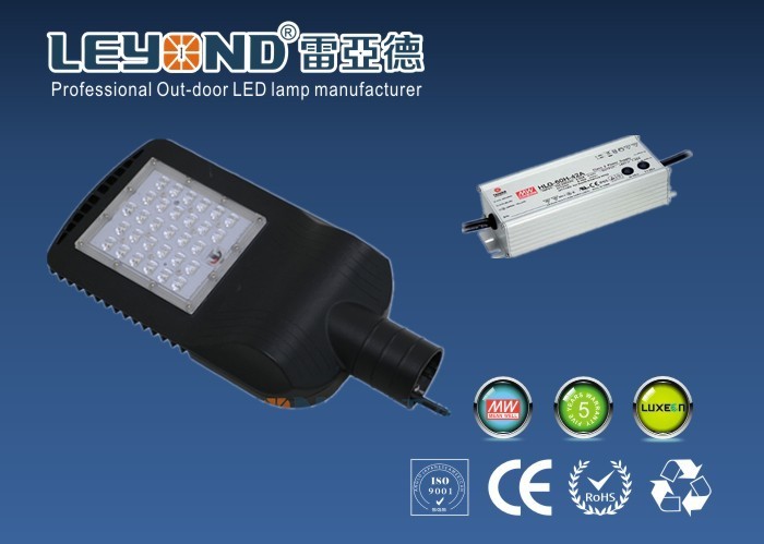 60w LED Street Light , IP65 Outdoor LED Roadway Lighting With 2700-6500K CCT