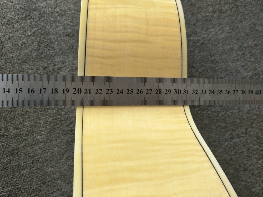 Left hand Acoustic Guitar 43 inches SJ200 Maple Acoustic Guitar Back / Side Tiger Stripes
