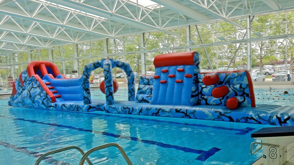 Customized 12.5M Ghost Ship Pool Inflatable Blow Up Water Obstacle Course For Swimming Pool Play