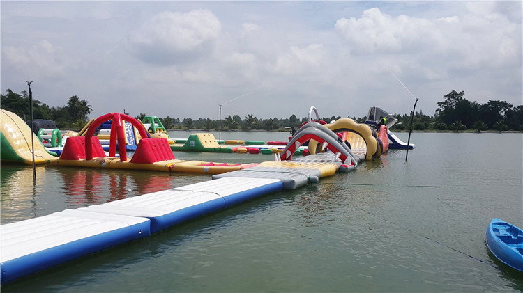 Inflatable Floating Water Park
