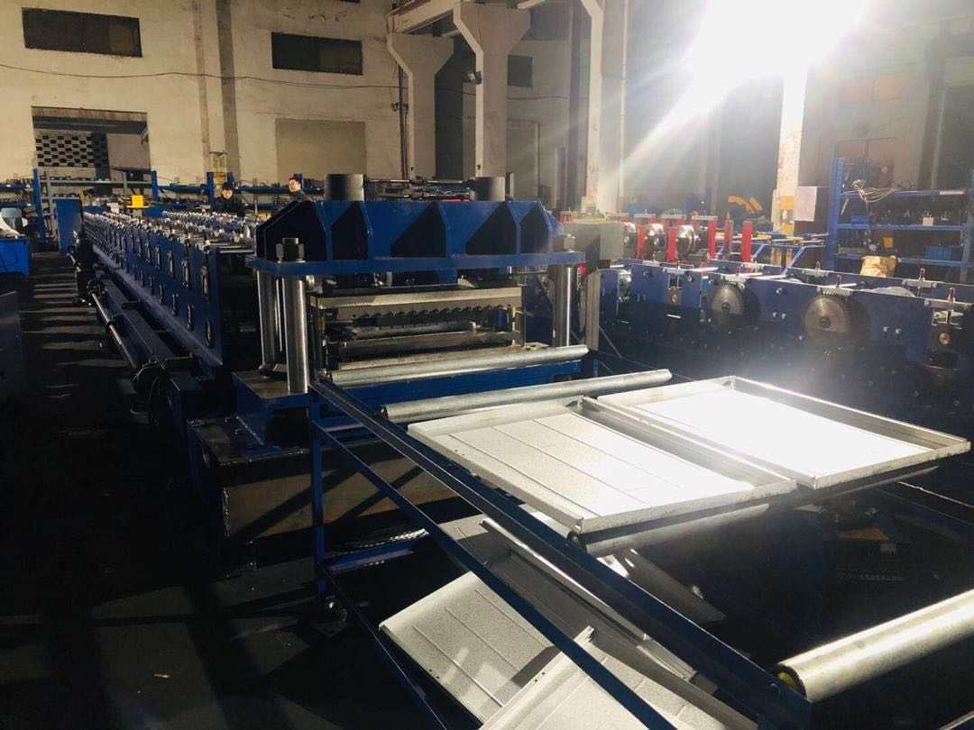 Beam Shelf Panel Rolling Forming Machine Fully Automatic