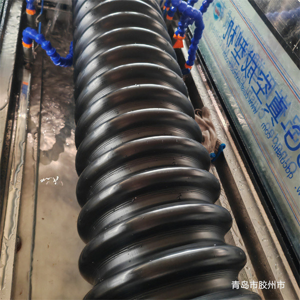 China Fully Automatic Spiral Pipe Extrusion Line for PE PP Water Cooling Technology factory