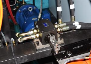 China Single Or Multi Cavities HDPE Plastic Bottle Blow Molding Machine For Sauce Bottle factory