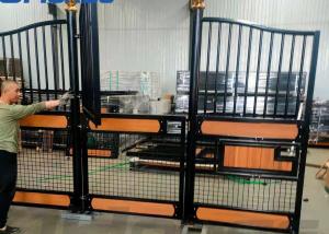 China Door 12ft Bamboo Metal Horse Stall Fronts With Swivel Feeder factory
