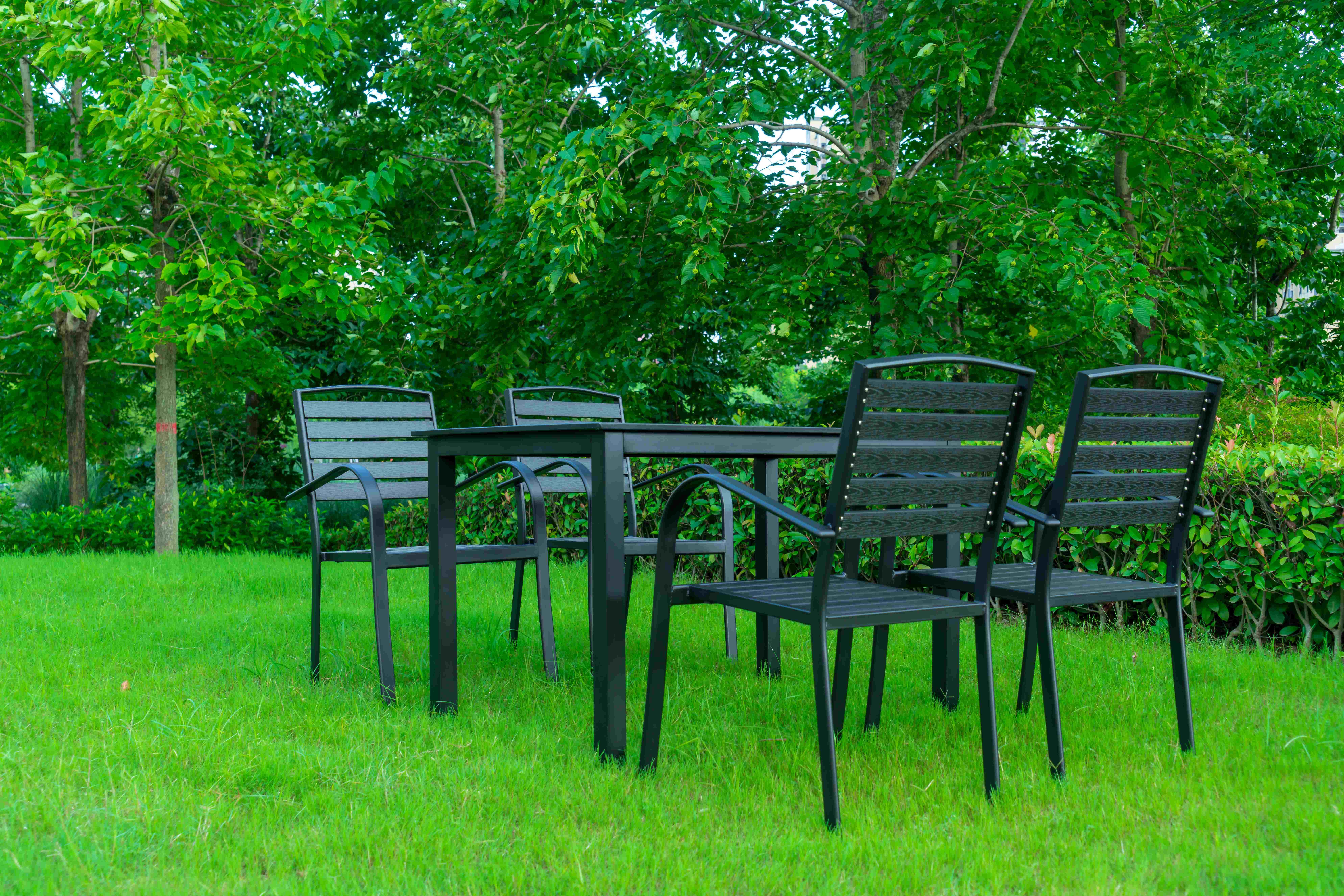 5 Pieces Extendable Modern Black China Manufacturer Wood Metal Chairs Patio Garden Outdoor Furniture