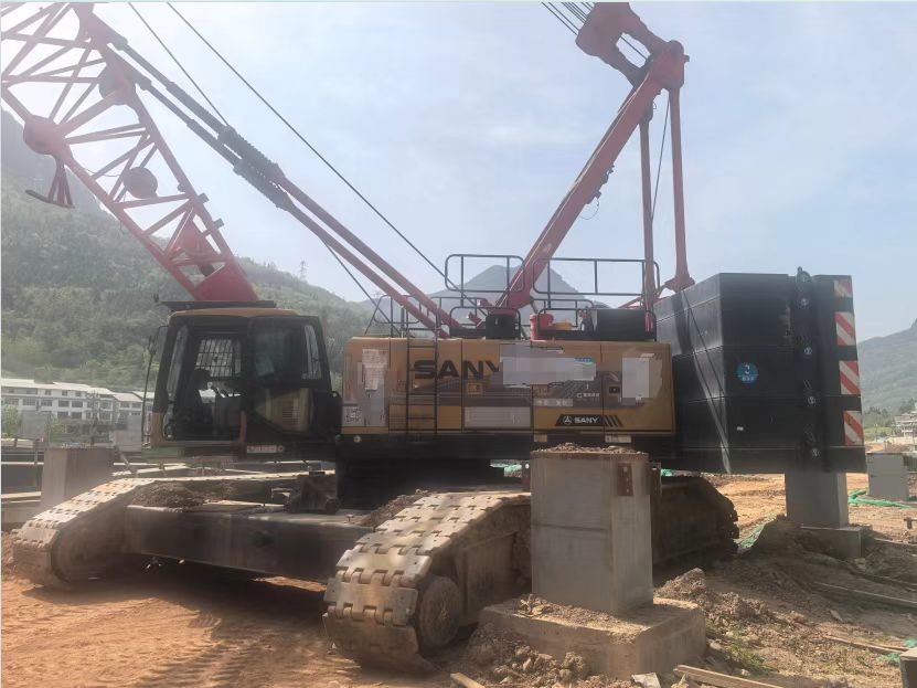 150Ton SCC150A Lattice Boom Crane Safe Operation and Energy Efficiency for 80t Maximum Lifting Weight
