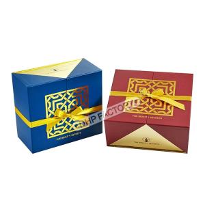 China Cosmetic Skin Care Gift Boxes With Plastic Tray factory