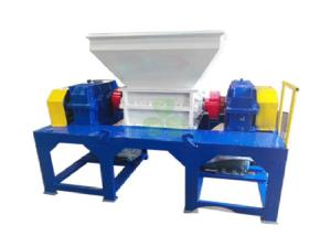 China Double Shaft Waste Tire Shredder Machine With 26pcs Knives SGS Approval factory