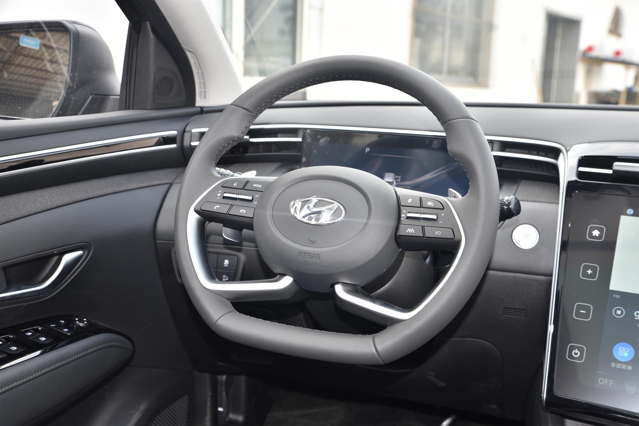 2024 Hyundai Tucson Hybrid Electric Steering System Touch Screen and FWD SUV with Cutting-Edge Features