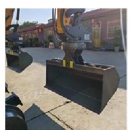 China Tilt Rotate Bucket 360 Degrees Tilt 45 Degrees Excavator Tilt Bucket Attachment factory