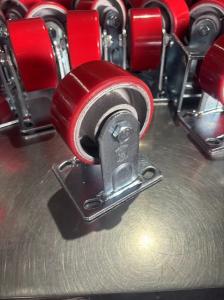 China Ball Bearing Iron PU Caster Wheel 100mm For Superior Load Bearing Capacity factory