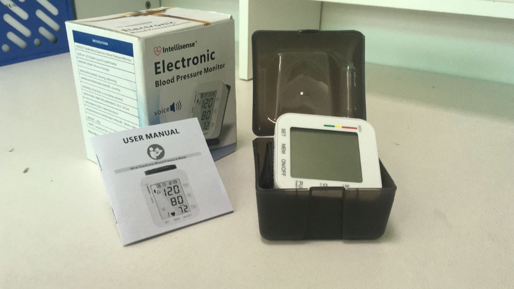 Arm Type Wireless Blood Pressure Monitor B6A & B for Sale / Cheapest Home Use Blood Pressure Monitor for Elderly