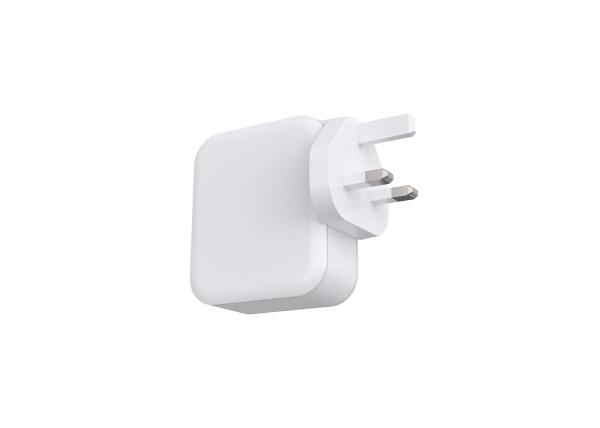 CE UK Plug Charger , AC100V Four Port Cell Phone Wall Plug Short Circuit