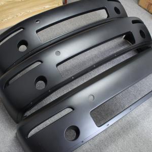 Large Plastic Injection Molding Automotive Parts RIM Deburring Painting Surface