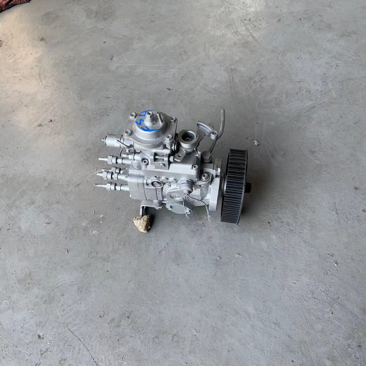 Used Fuel Pump Assembly For Mitsubishi 4D56T Diesel Engine