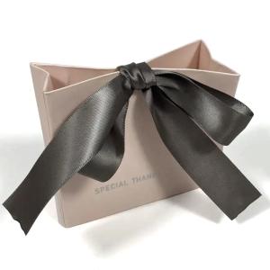 China Wholesale Custom Printed Logo Luxury Gift Paper Bag Retail Boutique Shopping Paper Bags With Your Own Logo factory