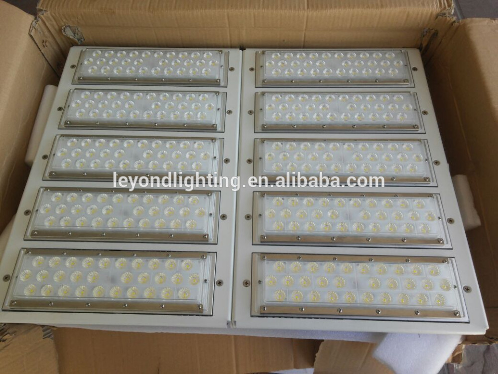 Metal Halide Led Replacement 1000W LED Stadium Light Modular Led Flood Light 160000lm