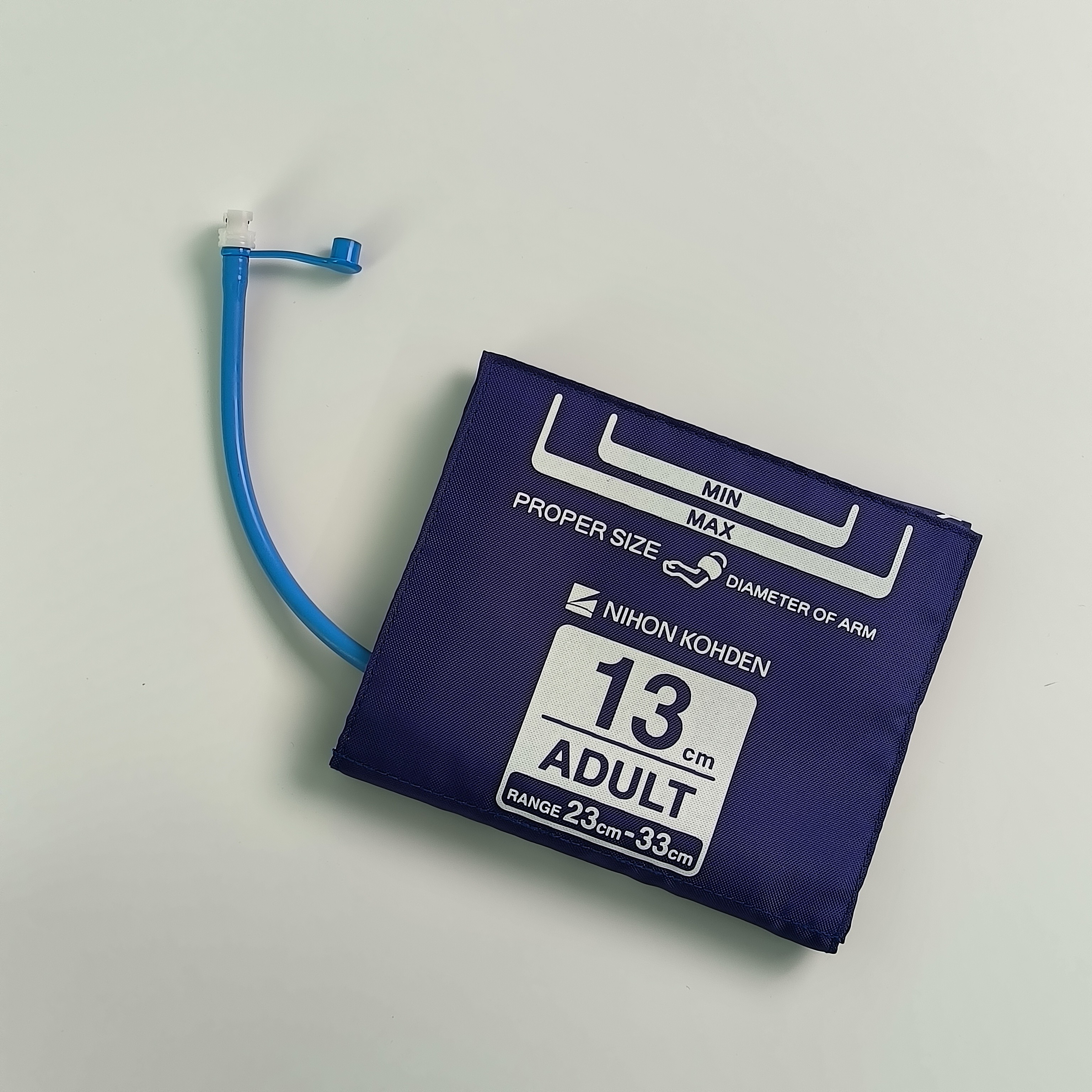 NIHON KOHDEN Nibp Cuff Adult 23-33CM S951D YP-713T