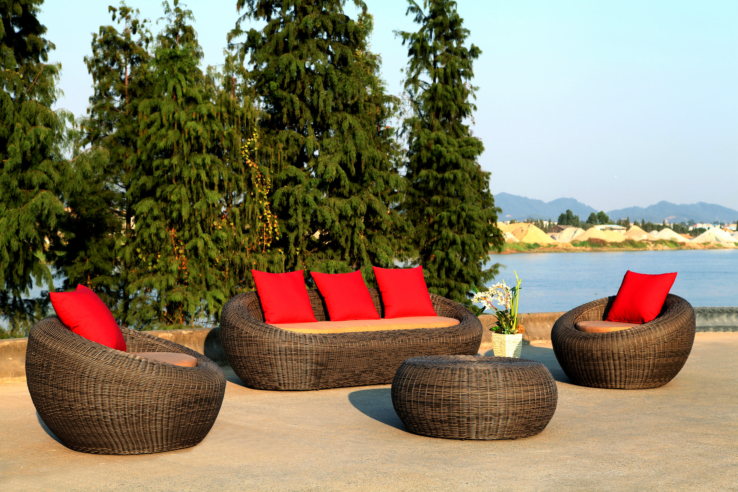 Aluminum Frame Outdoor Furniture Leisure Wicker Rattan Garden Sets Living Room Sofa Set for Your Outdoor Paradise