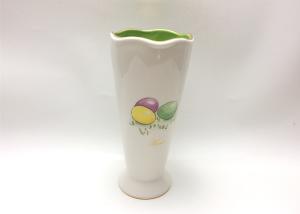 China Handmade Ceramic Vases And Pots 10 Inch Vase Gold And Decal For Easter Day factory