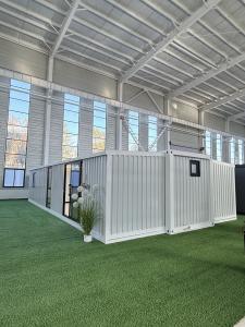 China Galvanized Steel 40ft Constructed Housing Units for 3-6 People Accommodated at Affordable factory