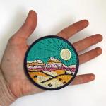 Round Shape Clothing Embroidery Patches Custom Fashion 3d Embroidered Patches
