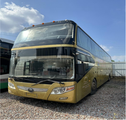 Customized Used 53 Seats Euro 4 Coach Bus Single Door for Long Distance Transportation
