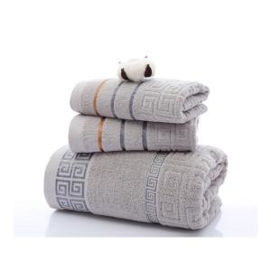 China Hotel Essential Cotton Bath Towel with Strong Water Absorption and Customized Logo factory
