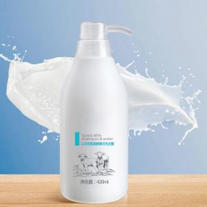 China PH Balanced Anti Dandruff Shampoo Make Hair Soft Glowing No Harsh Chemicals factory