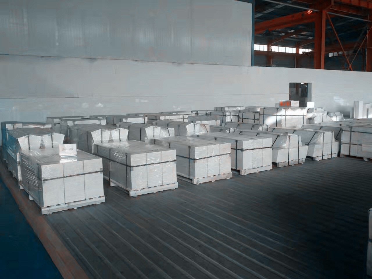 Little CaO Content White AZS Block Zircon Corundum Brick For Glass Furnace Manufactured By Henan Electrocast Refractory