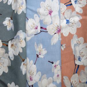 China 70% Tencel Fabric Plain Weave Fabric 140gsm Blended Fabric Wrinkle Resistan factory