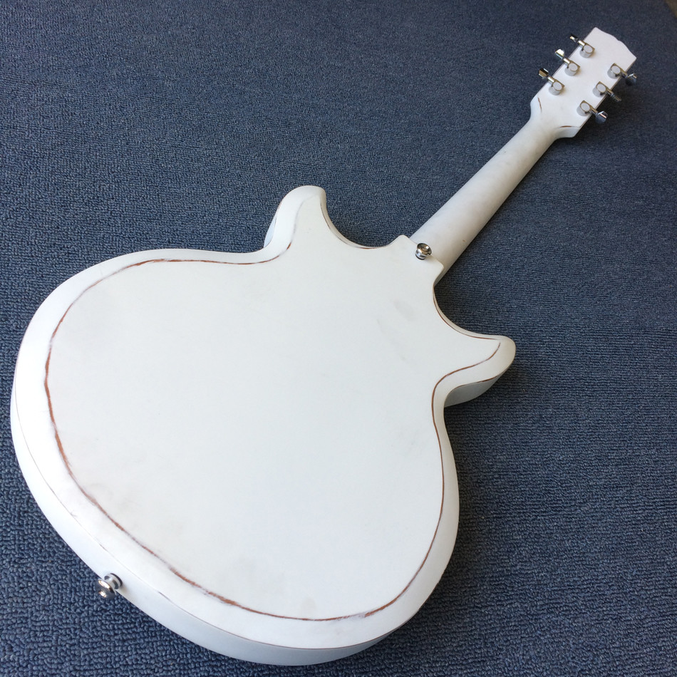 Custom Chrome Hardware with Tone-Pro Bridge Semi-Gloss Finish Alpine White Electric Guitar