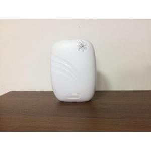 China Mini Wall - Mounted Battery Scent Diffuser With PP Plastic Material factory
